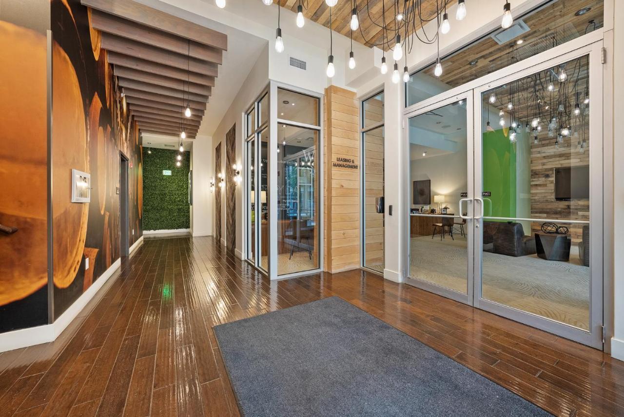 The Edge On 4Th By Airriva Apartamento Louisville Exterior foto